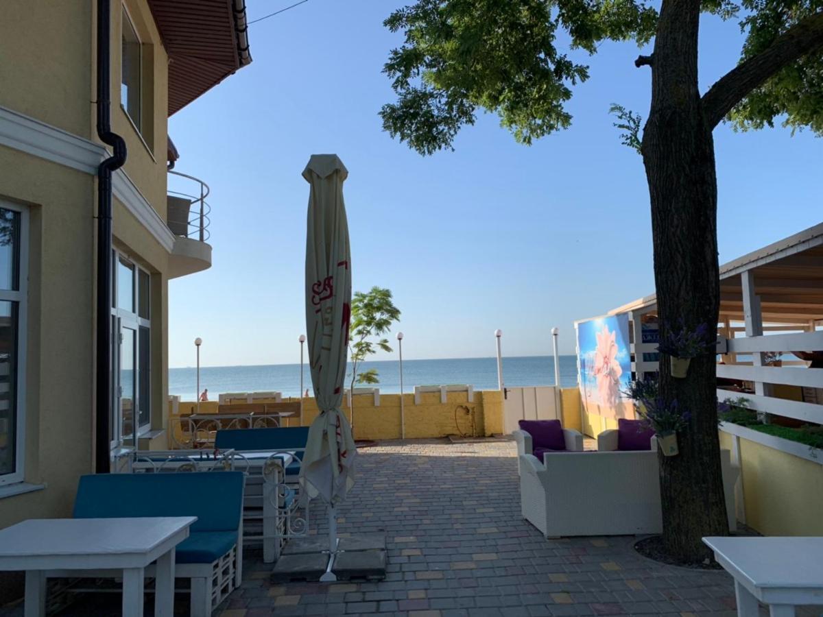 Hotel Tsvetok Odessa Exterior photo